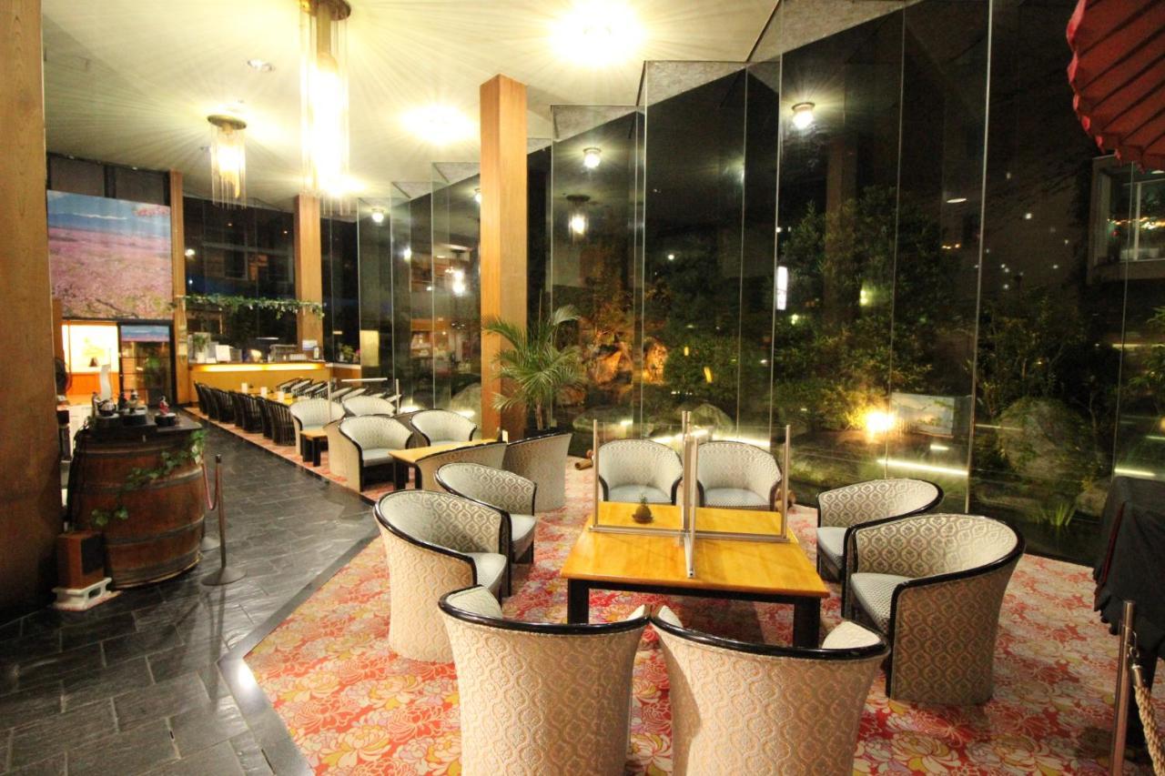 Hotel Hatta Fuefuki Екстериор снимка