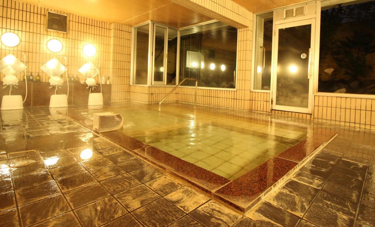 Hotel Hatta Fuefuki Екстериор снимка