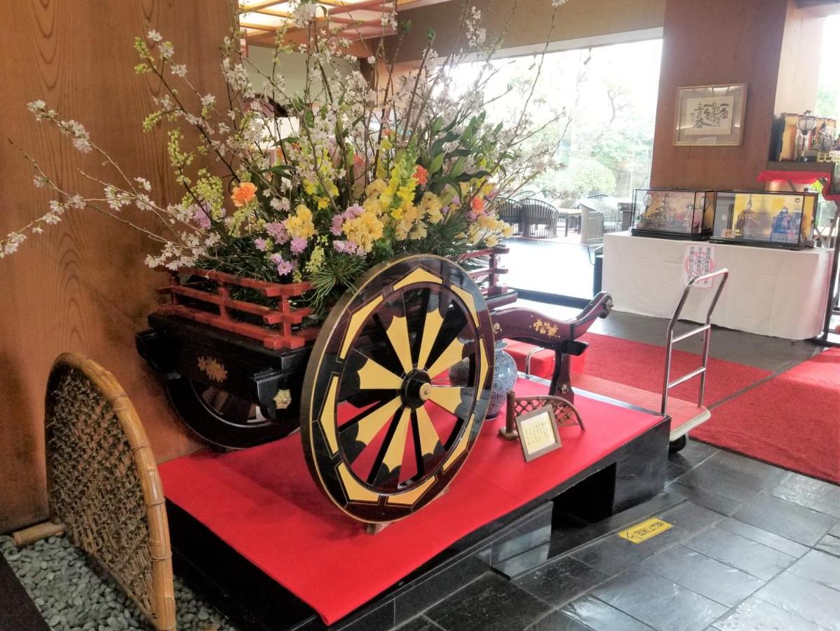 Hotel Hatta Fuefuki Екстериор снимка