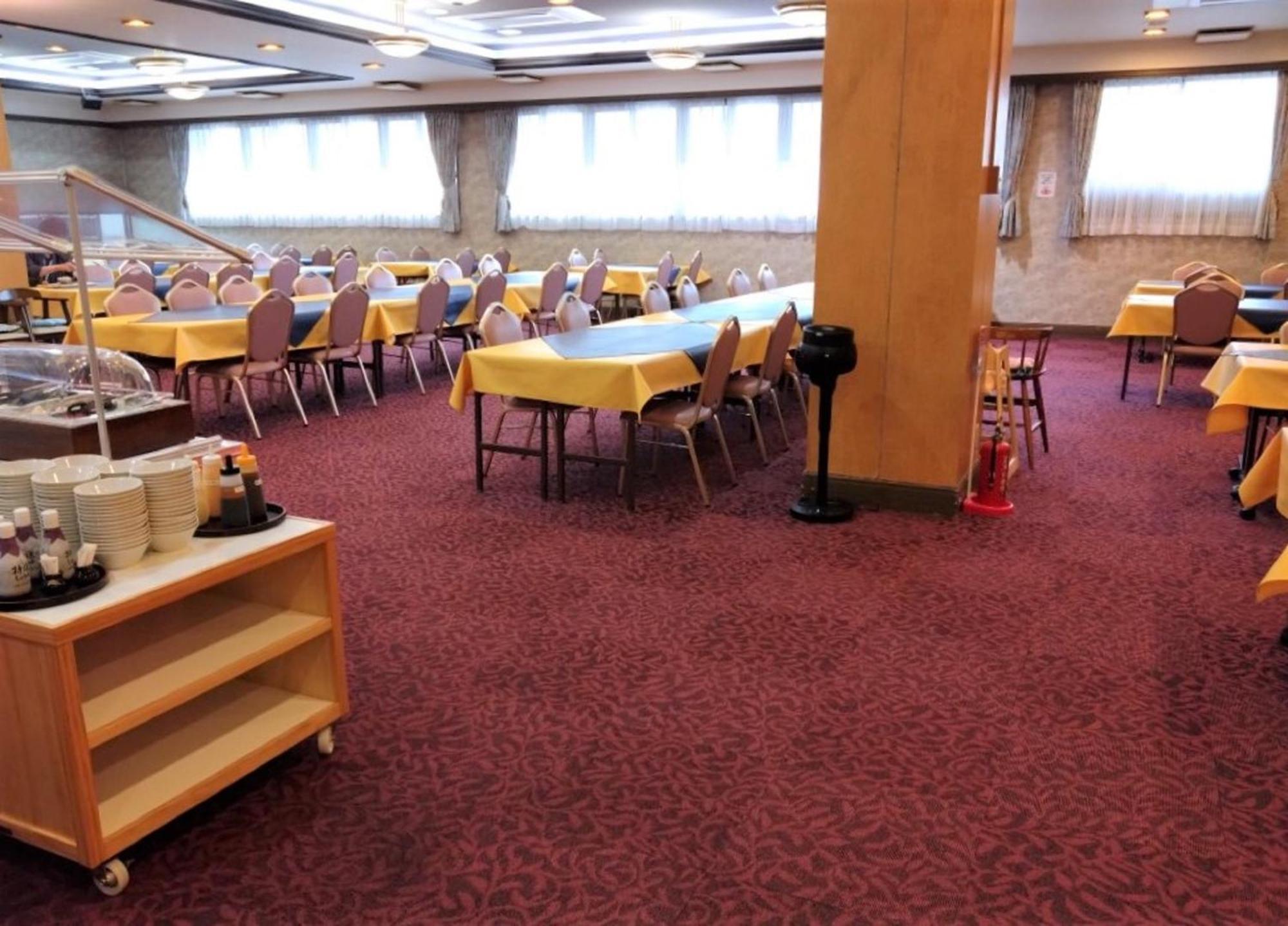 Hotel Hatta Fuefuki Екстериор снимка